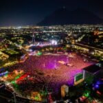 Más de 150,000 asistentes disfrutan del electrizante show de Grupo Firme en el Fan Fest, la jornada más concurrida.