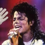 Un guante de Michael Jackson, símbolo del Rey del Pop, logra un alto precio en subasta de objetos históricos.