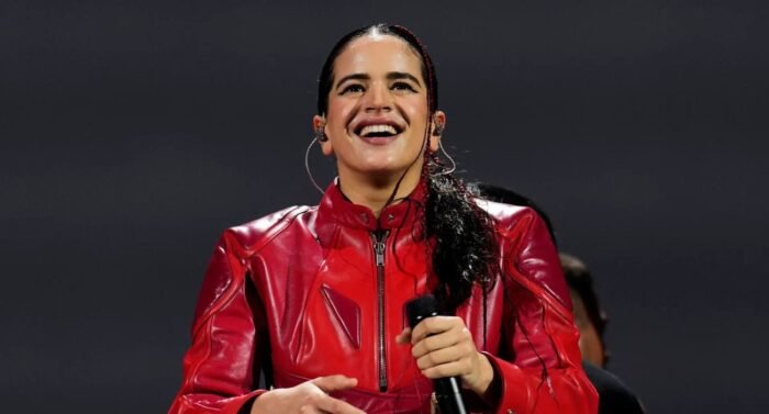 Rosalía deberá reprogramar sus esperados conciertos en Miami y Orlando debido a una situación personal urgente.