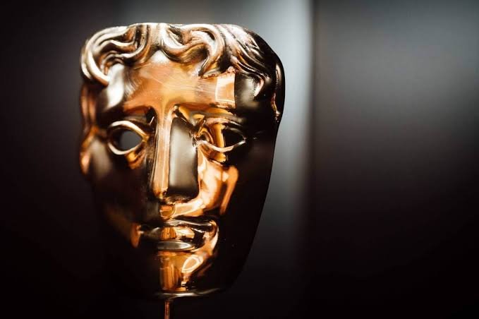 La BAFTA actualiza sus normas y criterios sobre cine británico e inteligencia artificial para los próximos premios en 2027.