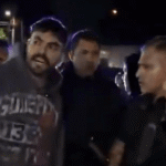 Un influencer mexicano generó controversia al ser arrestado por dar serenata a Inglaterra, provocando reacciones encontradas en redes sociales.