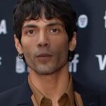El actor mexicano Diego Calva se une al elenco de Possession, un thriller sobrenatural que regresa tras más de cuatro décadas.