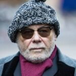 El excantante británico Gary Glitter enfrenta nuevos cargos por delitos sexuales presuntamente cometidos contra una menor entre 1978 y 1981.