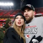 Taylor Swift y Travis Kelce sorprenden con donaciones por 26 millones a diversas organizaciones benéficas en Estados Unidos.