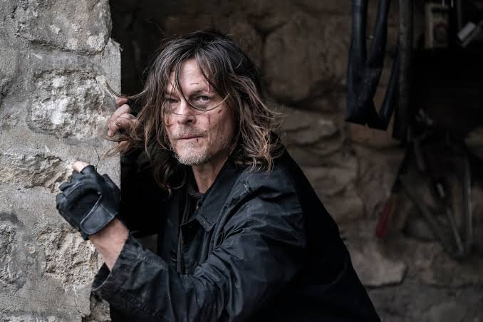 La exitosa franquicia de The Walking Dead asegura un acuerdo de distribución por 500 millones de dólares.