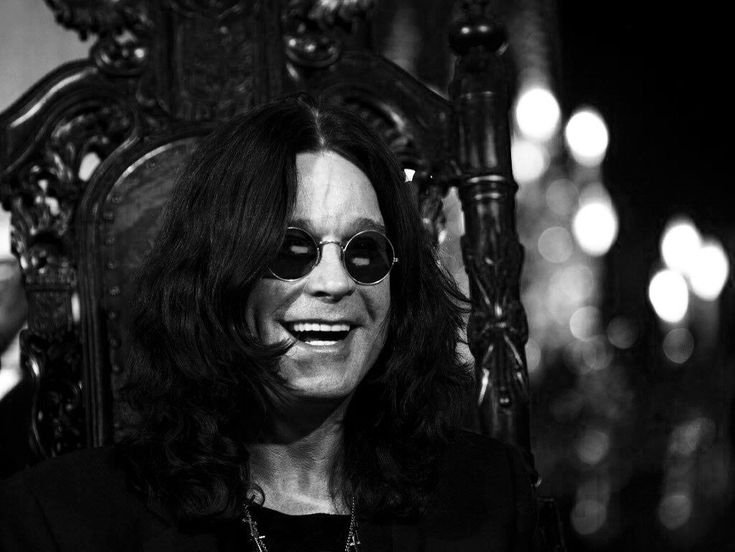 La música y el legado de Ozzy Osbourne cobrarán vida en una experiencia aterradora este Halloween en Universal.